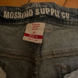 Mossimo women ripped jeans